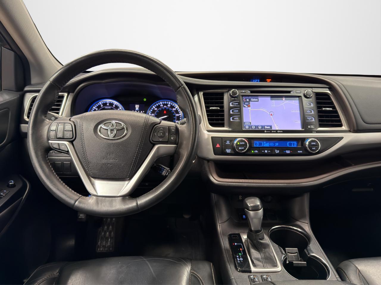 Toyota Highlander FWD 4dr V6 XLE (Natl) 2016