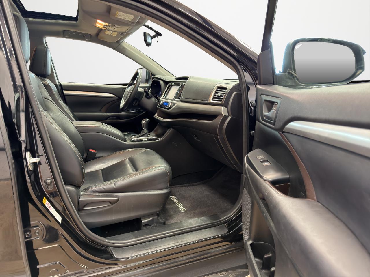 Toyota Highlander FWD 4dr V6 XLE (Natl) 2016