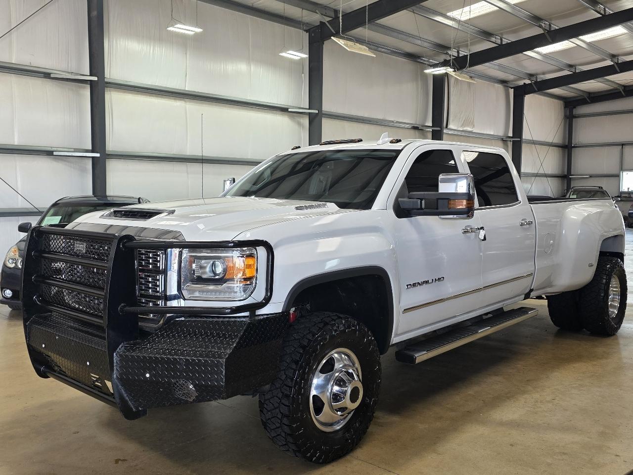 2018 GMC Sierra 3500HD 4WD Crew Cab 167.7" Denali