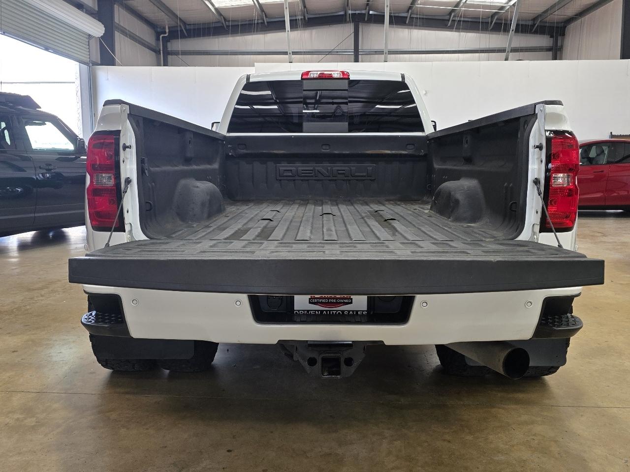 GMC Sierra 3500HD 4WD Crew Cab 167.7" Denali 2018