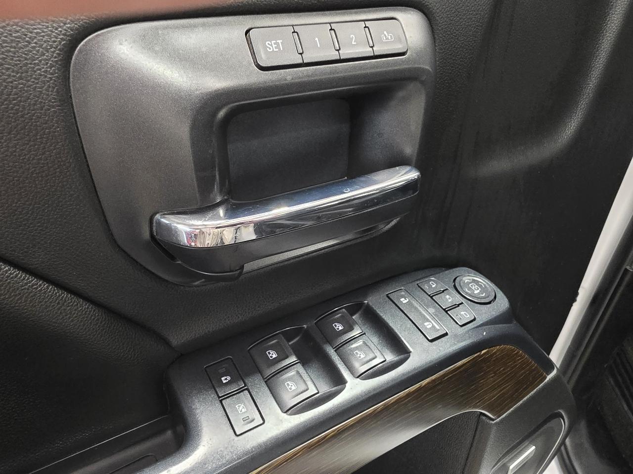 GMC Sierra 3500HD 4WD Crew Cab 167.7" Denali 2018