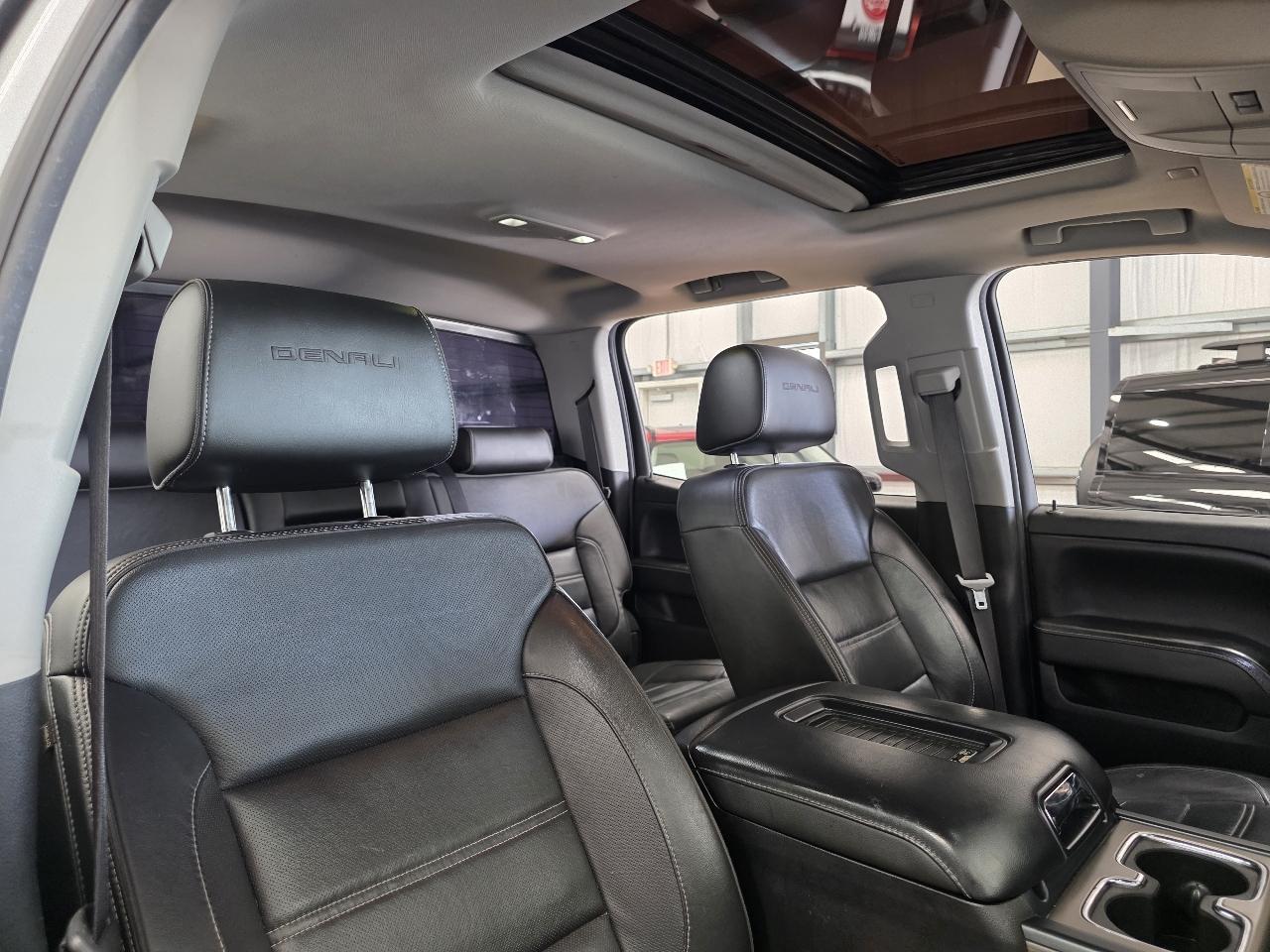 GMC Sierra 3500HD 4WD Crew Cab 167.7" Denali 2018