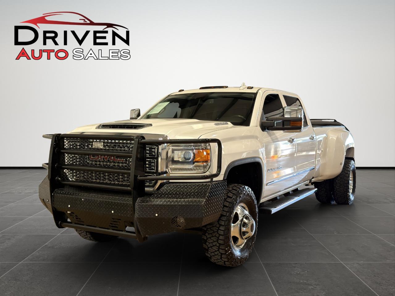 GMC Sierra 3500HD 4WD Crew Cab 167.7" Denali 2018
