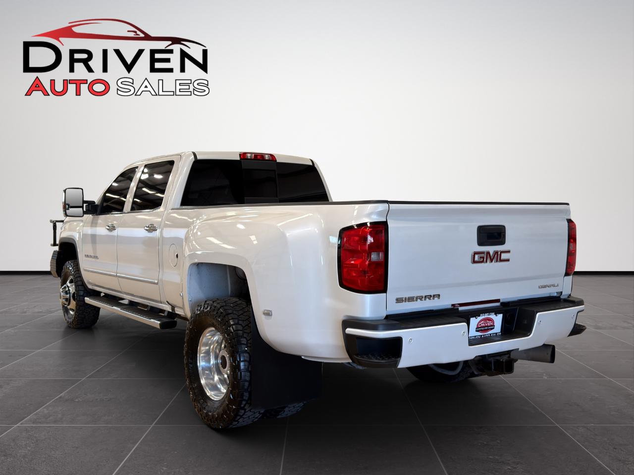 GMC Sierra 3500HD 4WD Crew Cab 167.7" Denali 2018
