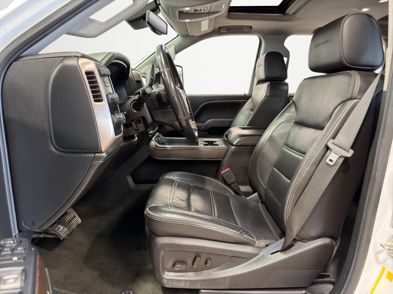 GMC Sierra 3500HD 4WD Crew Cab 167.7" Denali 2018