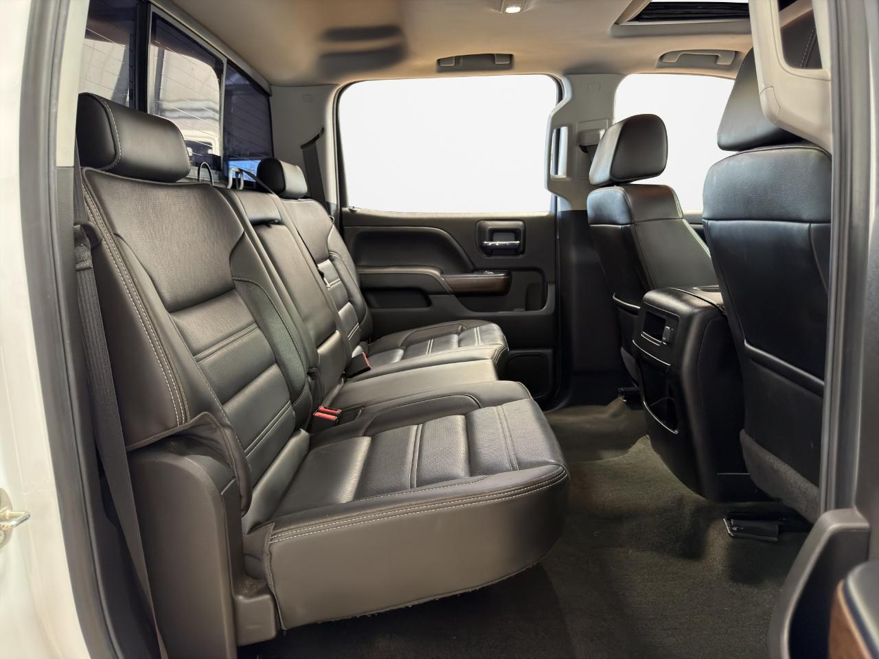 GMC Sierra 3500HD 4WD Crew Cab 167.7" Denali 2018