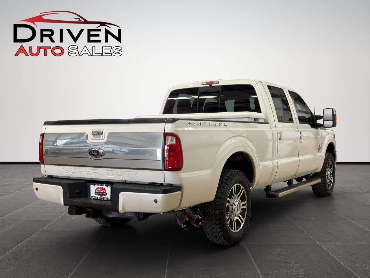 Ford Super Duty F-250 SRW 4WD Crew Cab 172" Platinum 2015