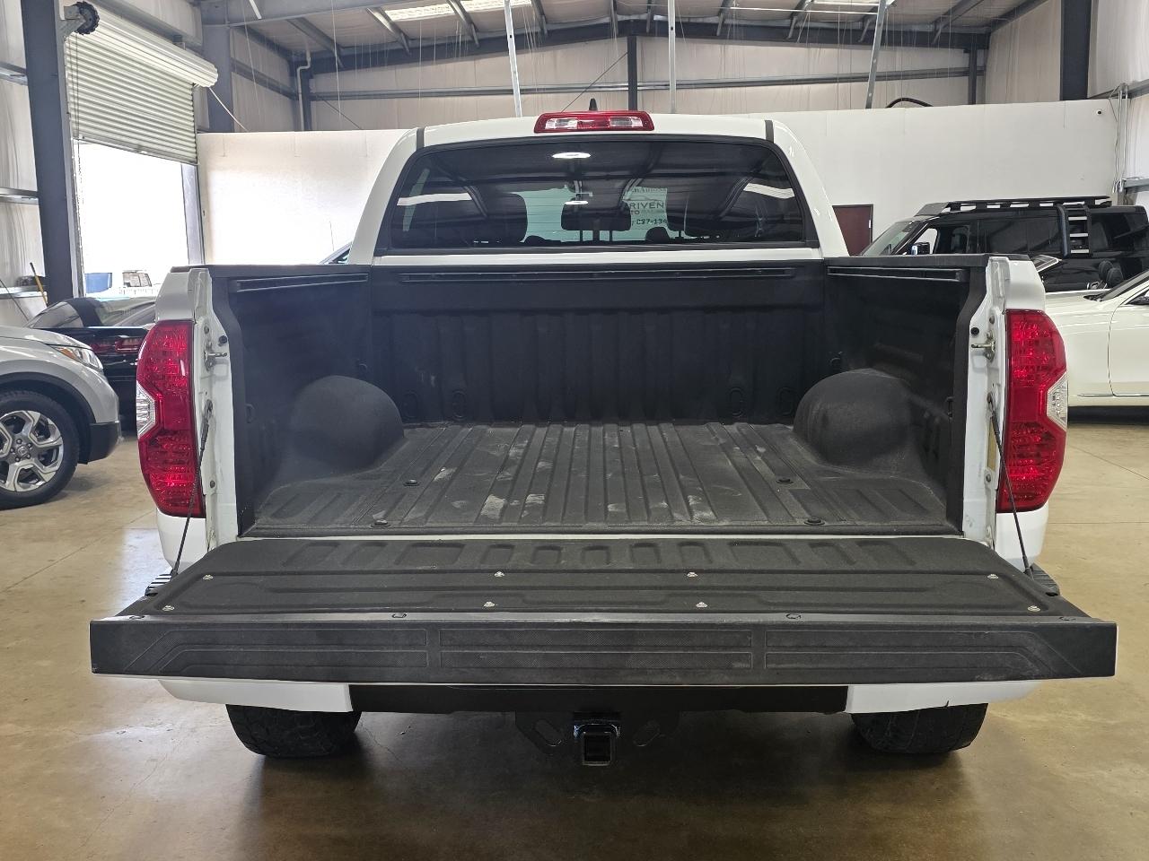Toyota Tundra 4WD  2020