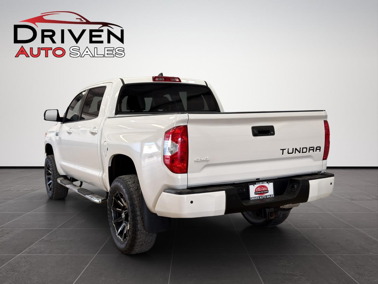 Toyota Tundra 4WD  2020