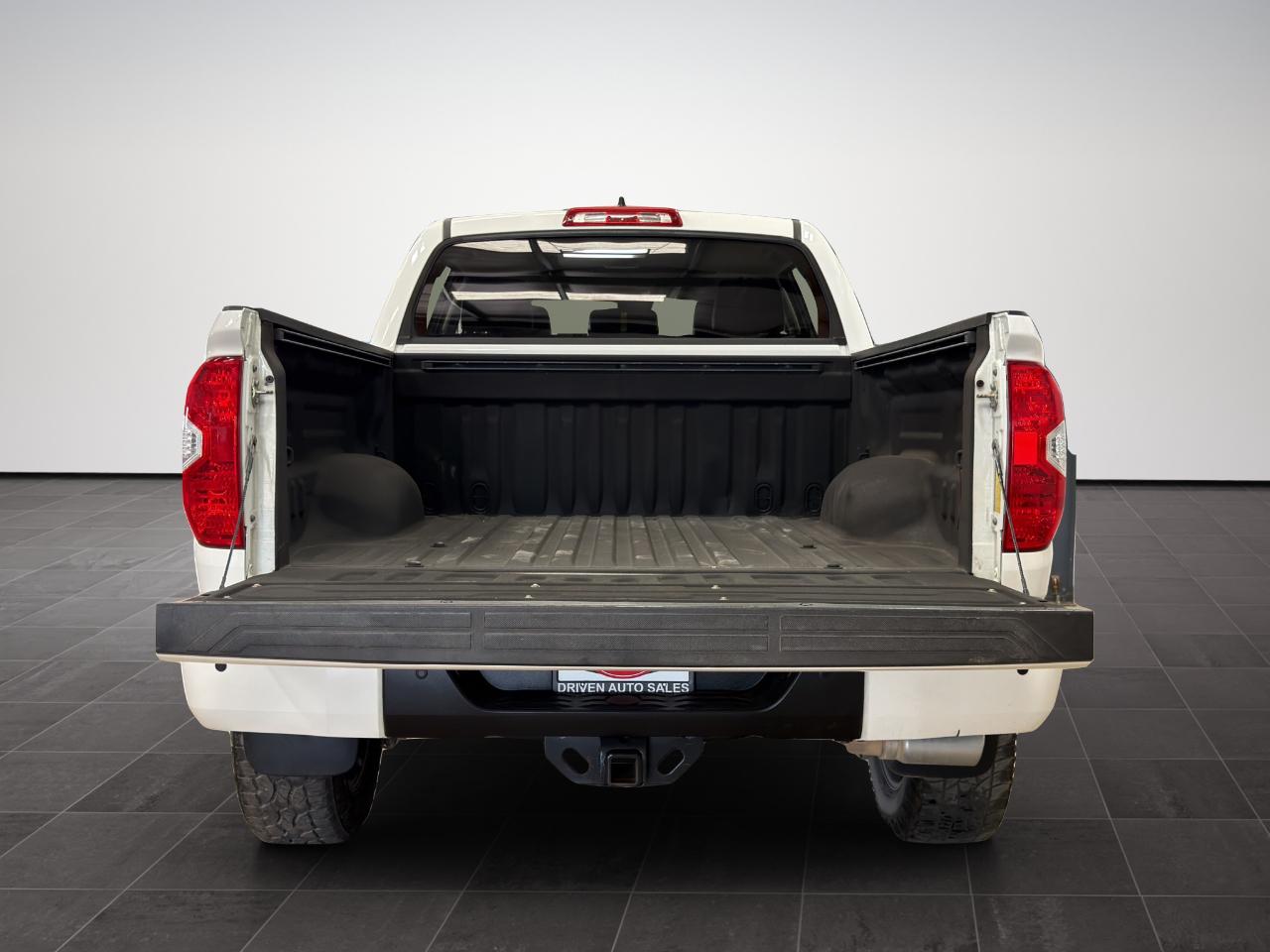 Toyota Tundra 4WD  2020