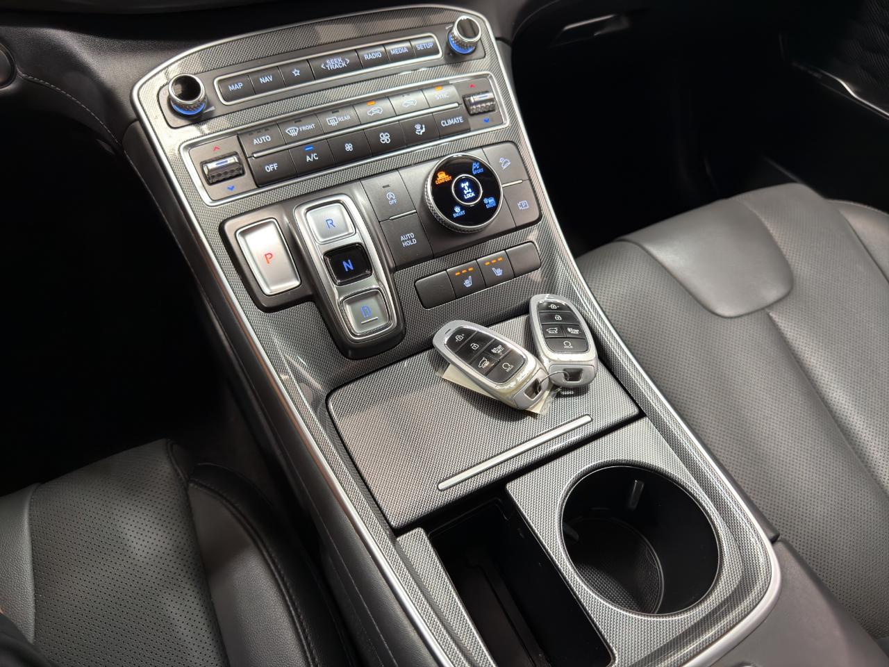 Hyundai Santa Fe SEL AWD 2023