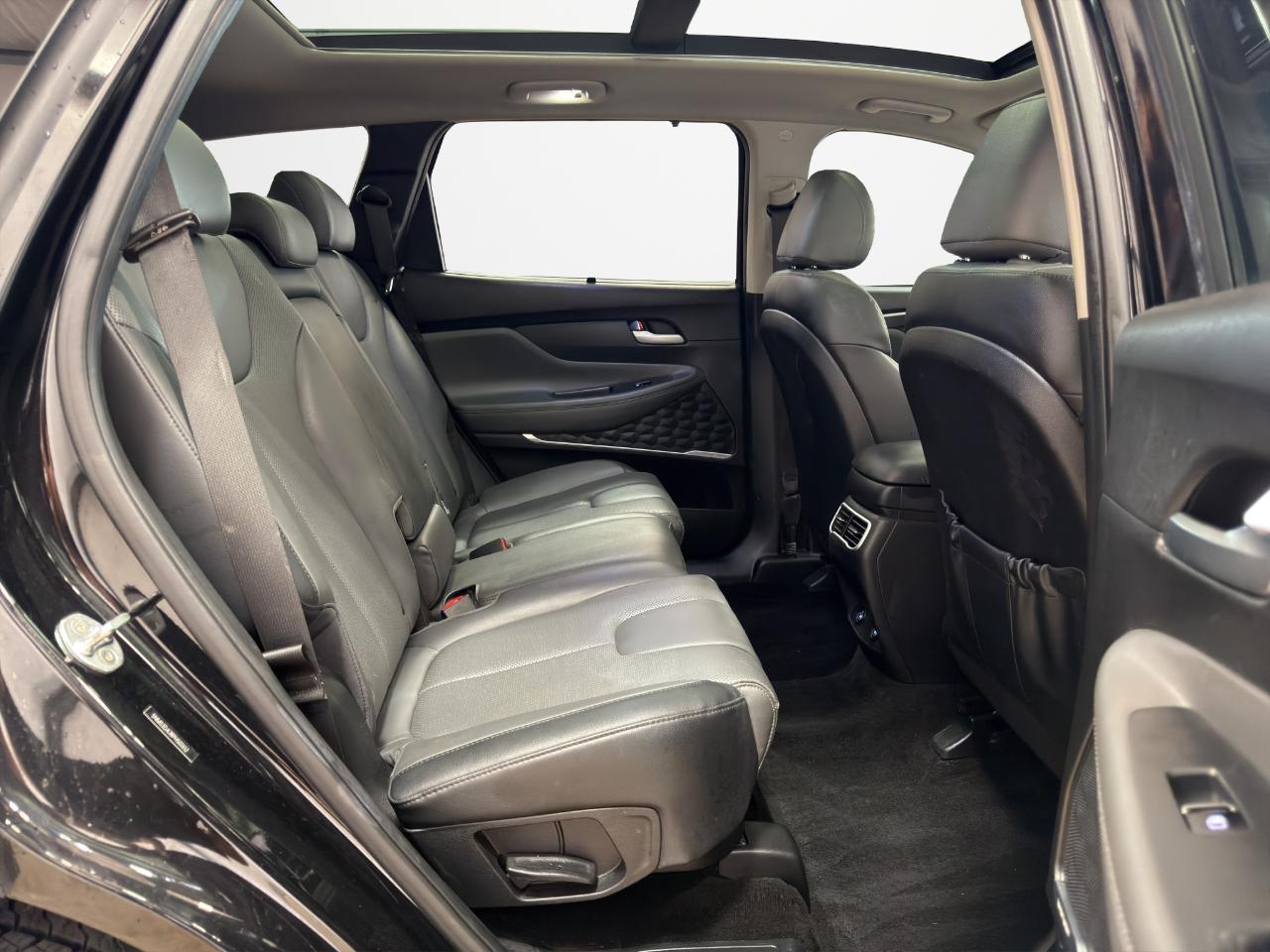 Hyundai Santa Fe SEL AWD 2023