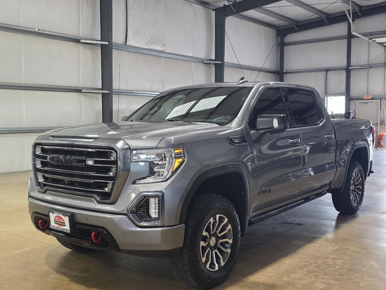 GMC Sierra 1500 4WD Crew Cab 147" AT4 2021