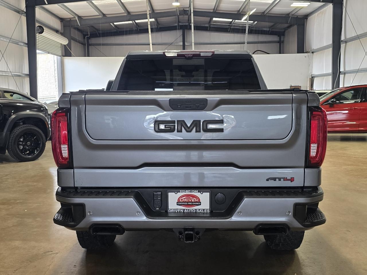 GMC Sierra 1500 4WD Crew Cab 147" AT4 2021