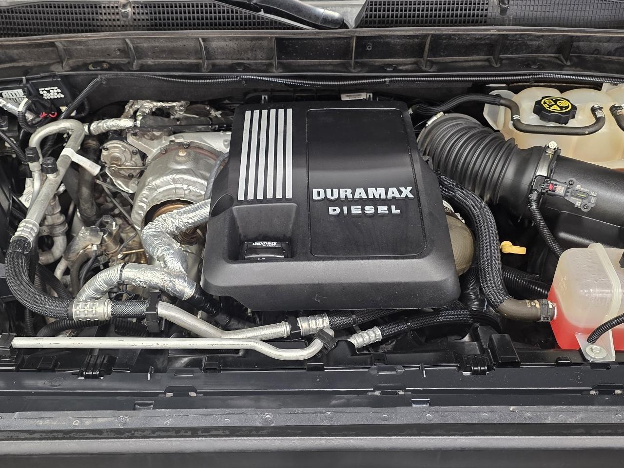 GMC Sierra 1500 4WD Crew Cab 147" AT4 2021
