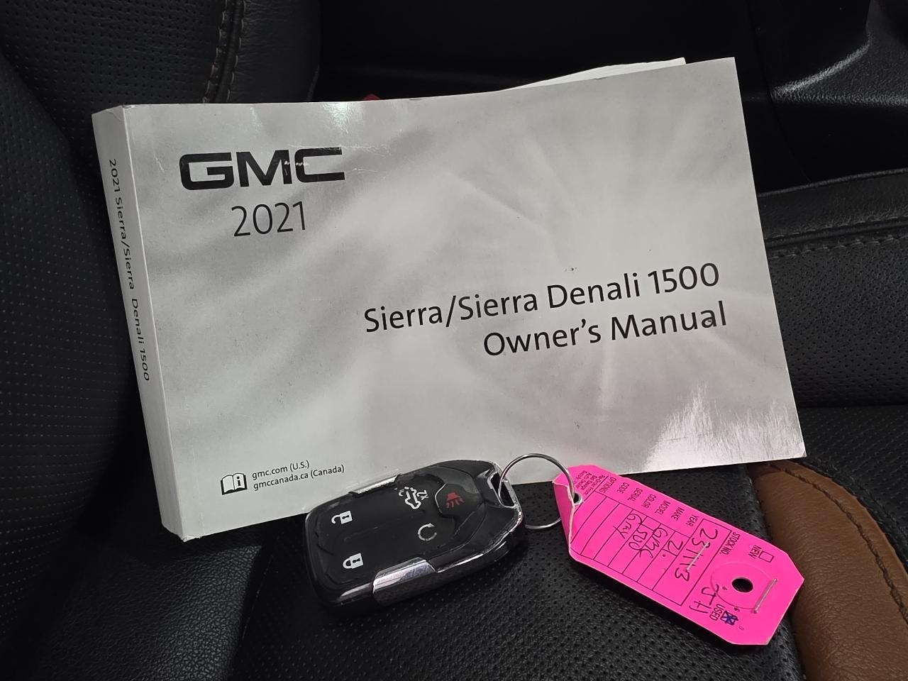 GMC Sierra 1500 4WD Crew Cab 147" AT4 2021
