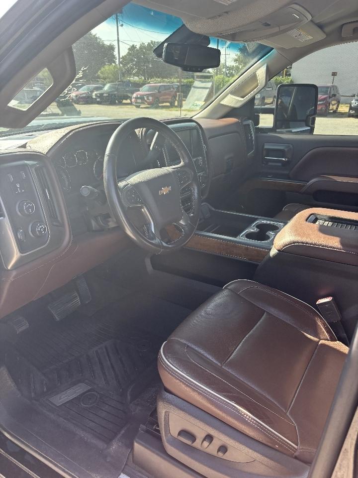 Chevrolet Silverado 3500HD 4WD Crew Cab 153.7" High Country 2018