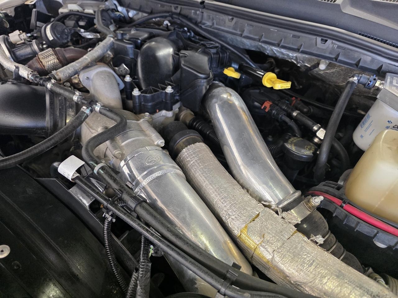 Ford Super Duty F-350 DRW SuperCab 162" WB Lariat 4WD 2018