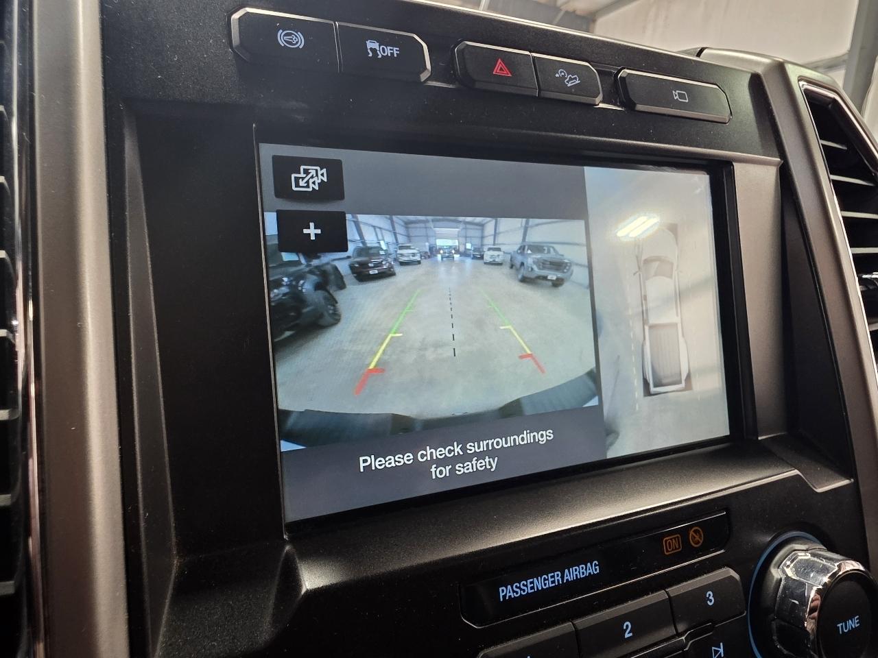 Ford Super Duty F-350 DRW SuperCab 162" WB Lariat 4WD 2018