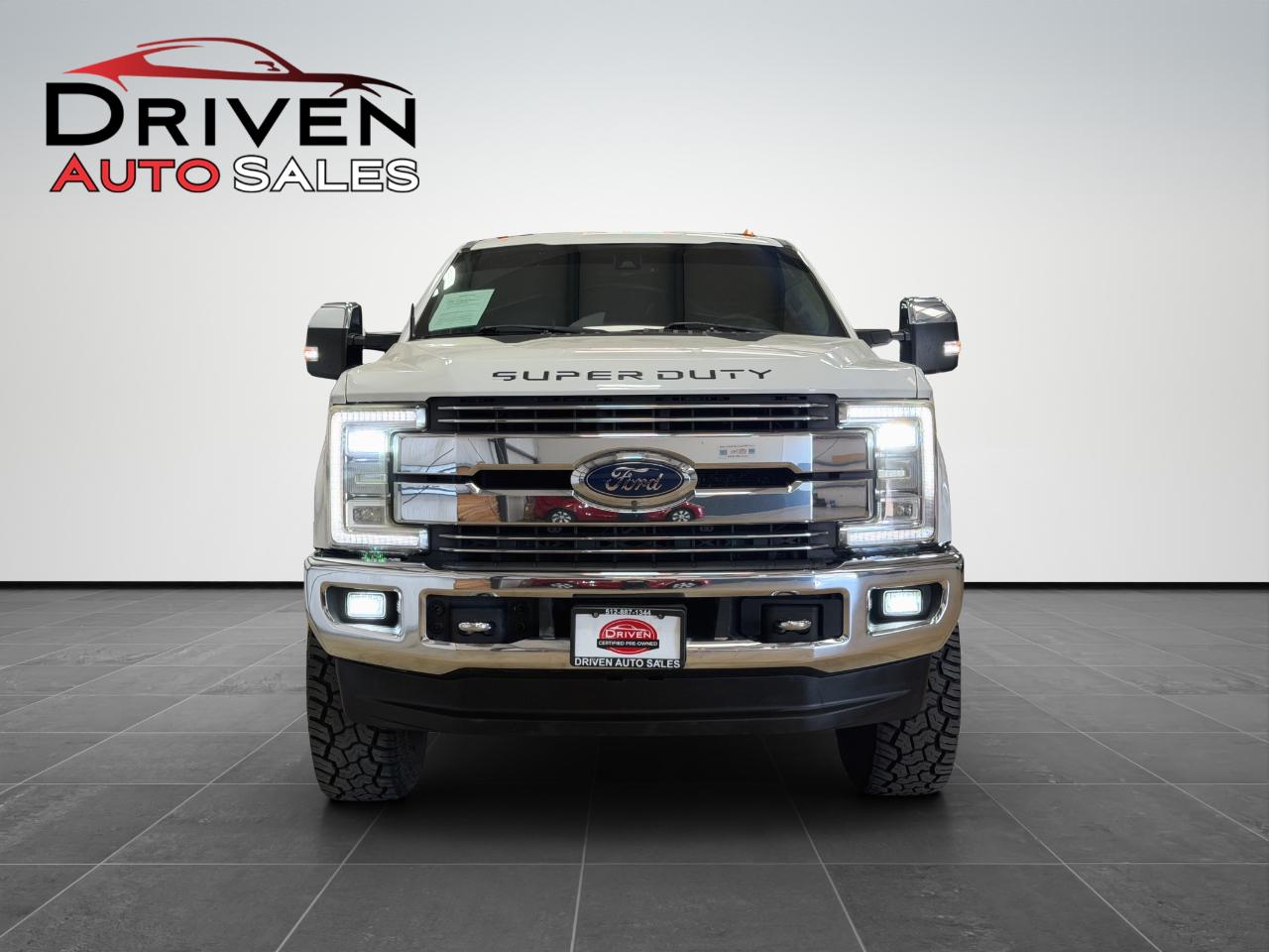 Ford Super Duty F-350 DRW SuperCab 162" WB Lariat 4WD 2018
