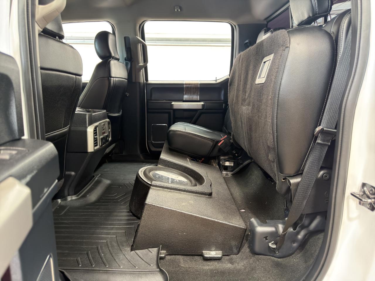 Ford Super Duty F-350 DRW SuperCab 162" WB Lariat 4WD 2018