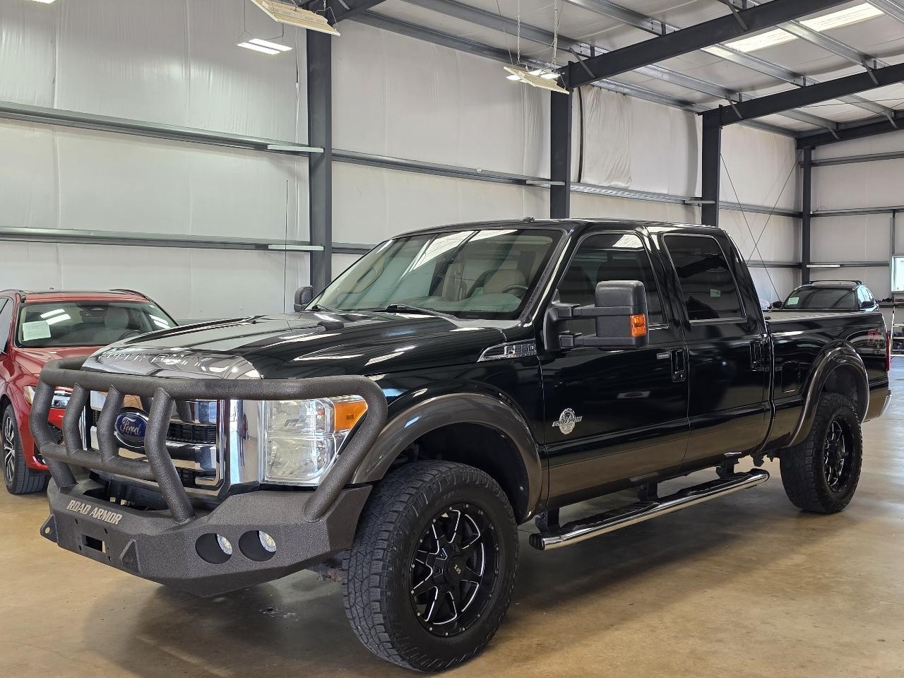 Ford Super Duty F-250 SRW Lariat 4WD Crew Cab 6.75' Box 2015