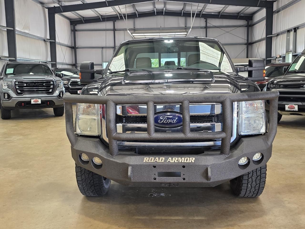 Ford Super Duty F-250 SRW Lariat 4WD Crew Cab 6.75' Box 2015