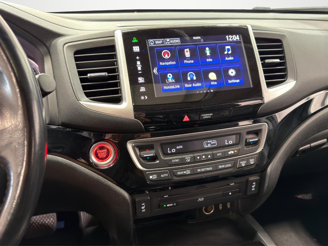 Honda Pilot 2WD 4dr Touring w/RES & Navi 2016