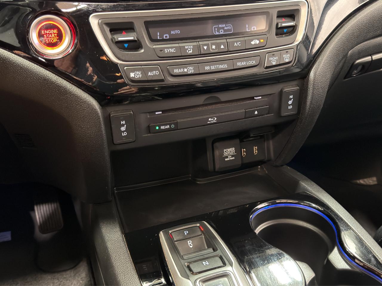 Honda Pilot 2WD 4dr Touring w/RES & Navi 2016