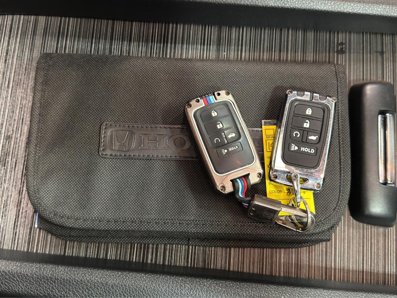 Honda Pilot 2WD 4dr Touring w/RES & Navi 2016