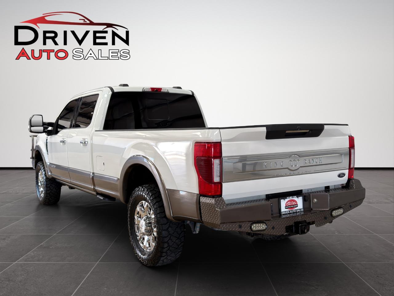 Ford Super Duty F-350 SRW King Ranch 4WD Crew Cab 8' Box 2022