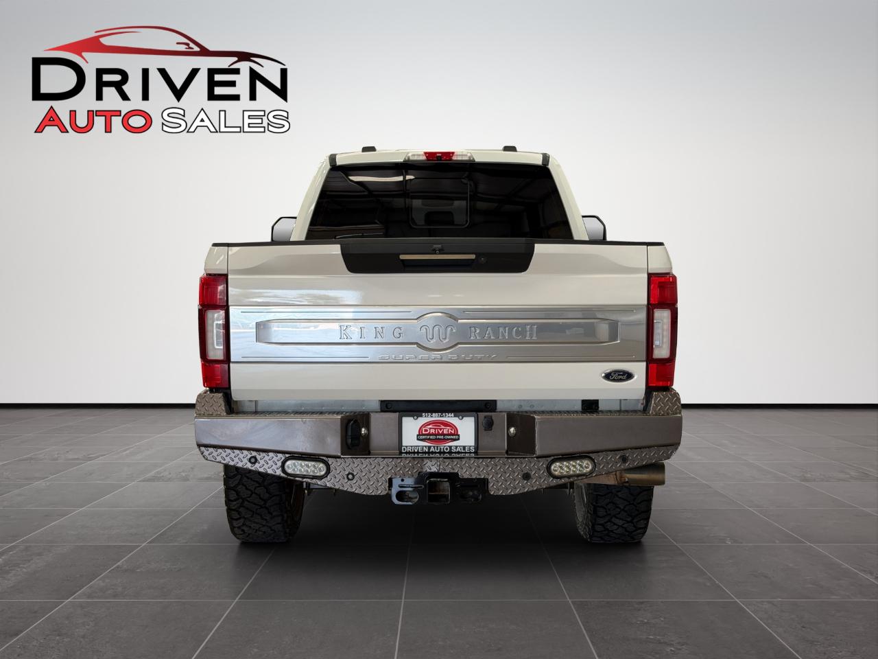 Ford Super Duty F-350 SRW King Ranch 4WD Crew Cab 8' Box 2022