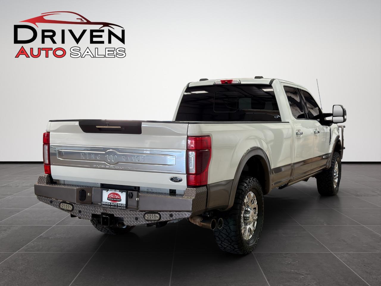 Ford Super Duty F-350 SRW King Ranch 4WD Crew Cab 8' Box 2022