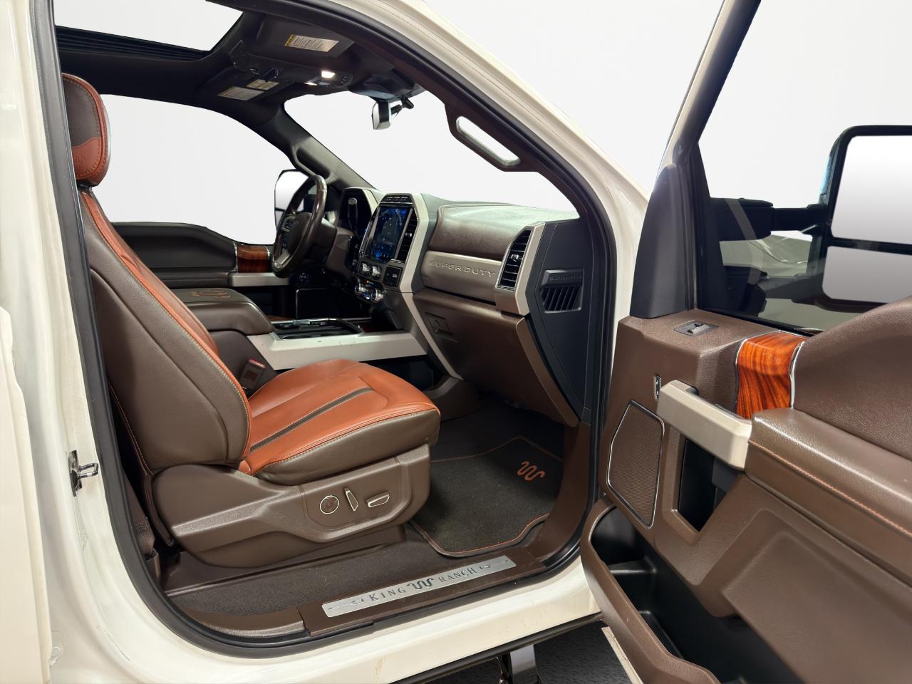 Ford Super Duty F-350 SRW King Ranch 4WD Crew Cab 8' Box 2022