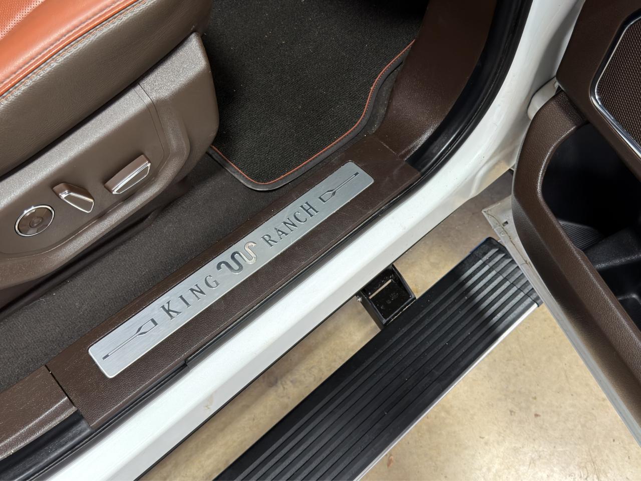 Ford Super Duty F-350 SRW King Ranch 4WD Crew Cab 8' Box 2022