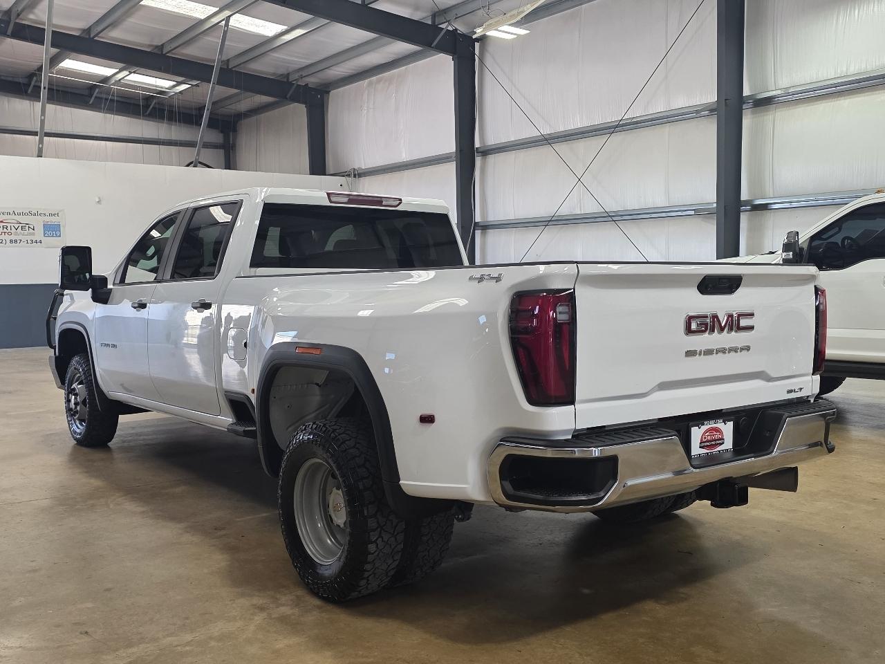 Chevrolet Silverado 3500HD 4WD Crew Cab 172" Work Truck 2024