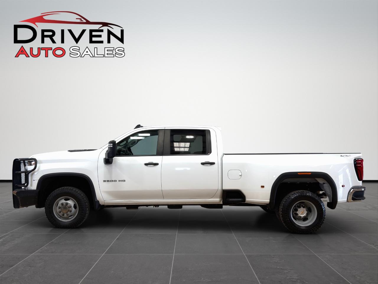 Chevrolet Silverado 3500HD 4WD Crew Cab 172" Work Truck 2024