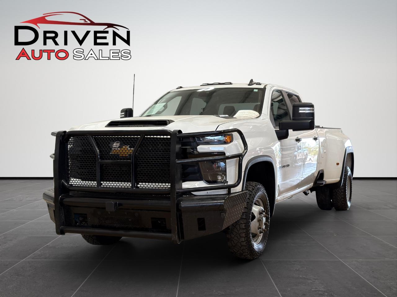 Chevrolet Silverado 3500HD 4WD Crew Cab 172" Work Truck 2024