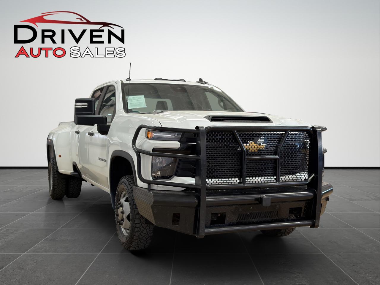Chevrolet Silverado 3500HD 4WD Crew Cab 172" Work Truck 2024