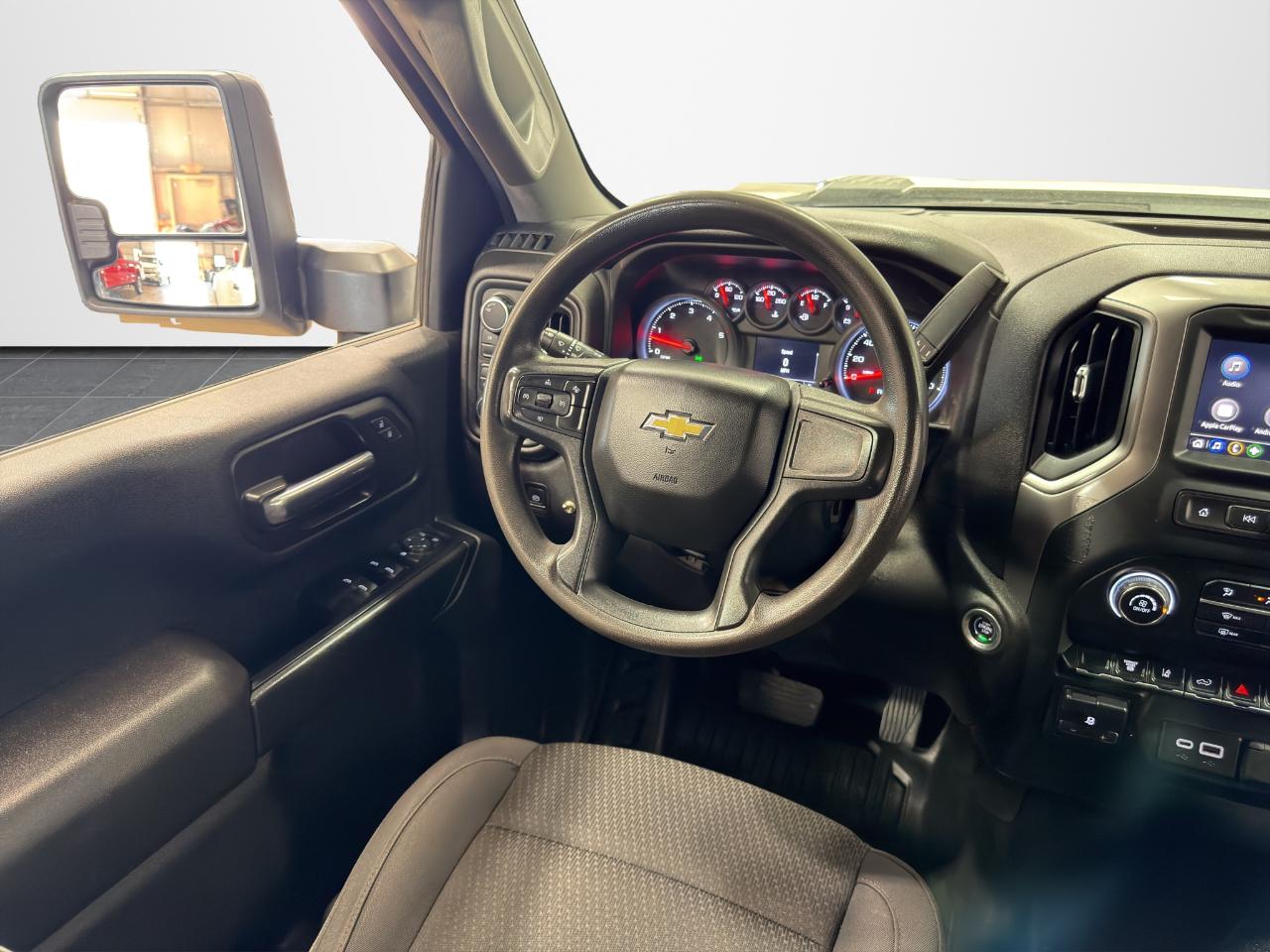 Chevrolet Silverado 3500HD 4WD Crew Cab 172" Work Truck 2024