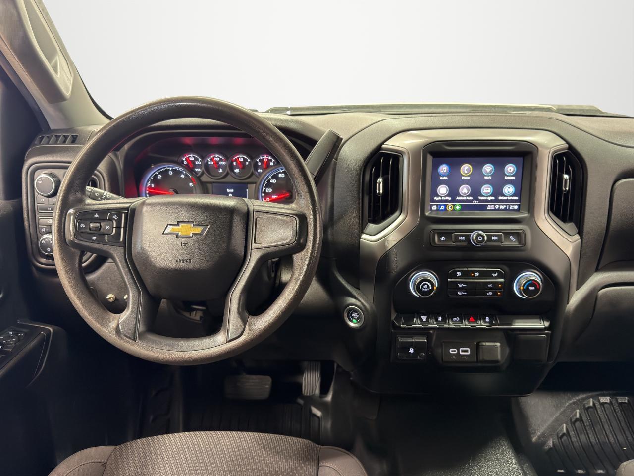 Chevrolet Silverado 3500HD 4WD Crew Cab 172" Work Truck 2024