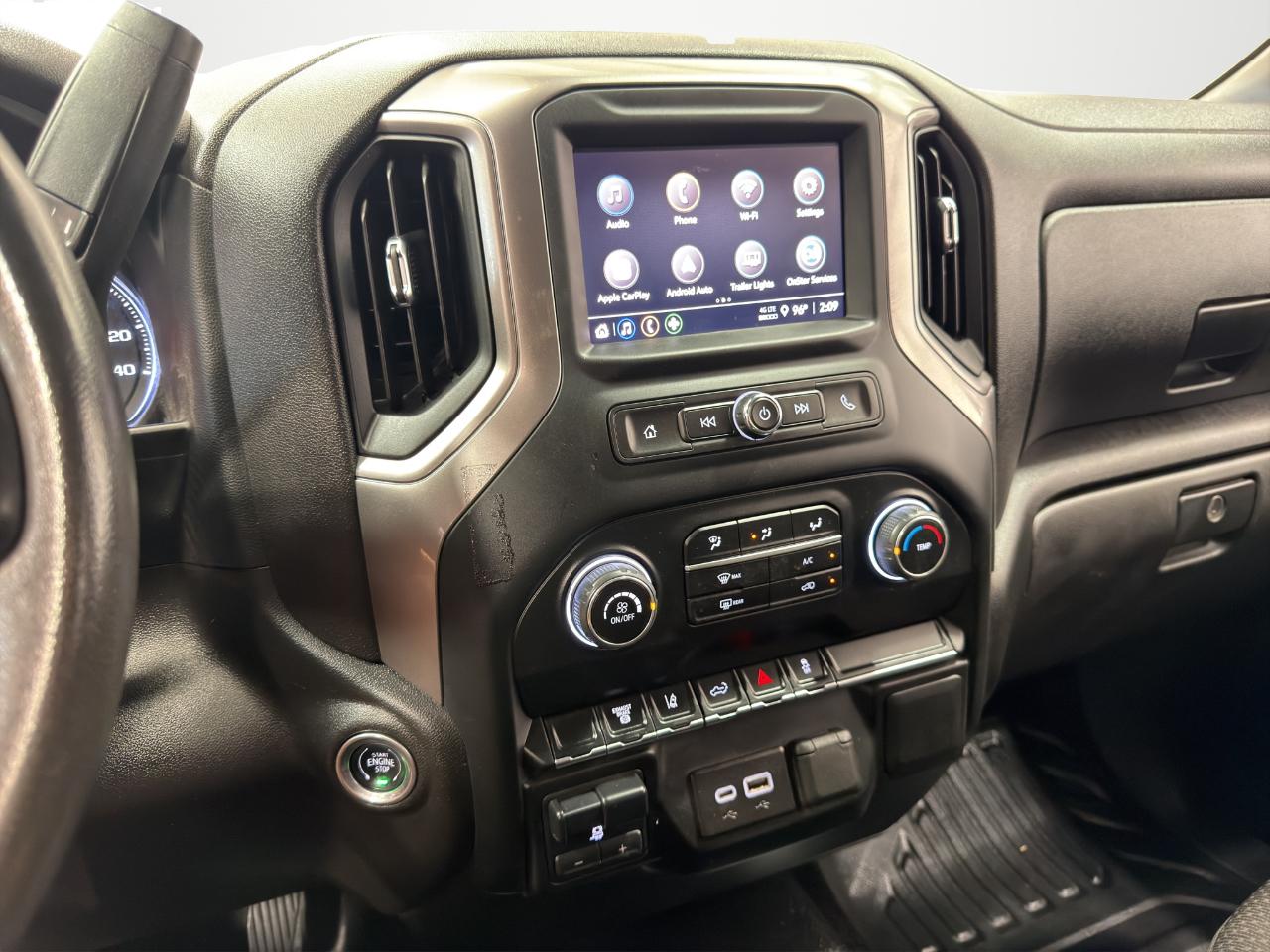 Chevrolet Silverado 3500HD 4WD Crew Cab 172" Work Truck 2024