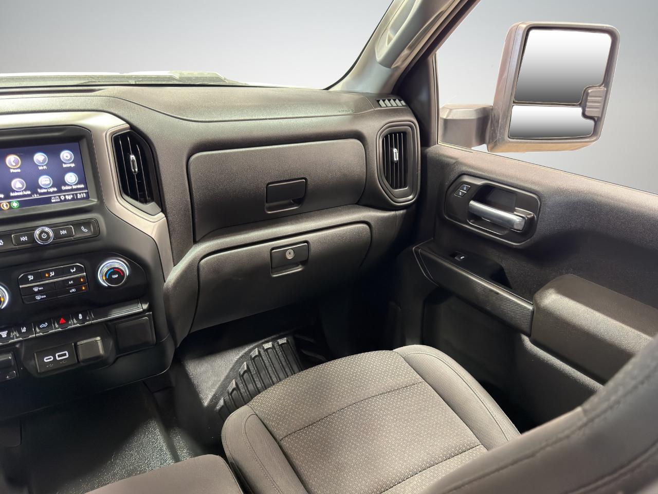 Chevrolet Silverado 3500HD 4WD Crew Cab 172" Work Truck 2024