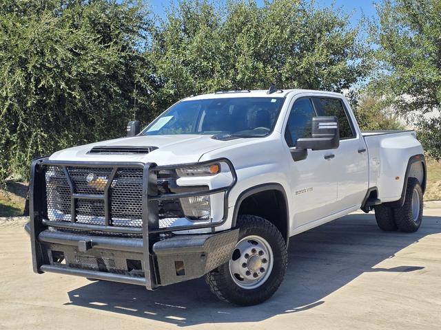 Summit White 2024 Chevrolet Silverado 3500HD Pickup Truck Four-Wheel Drive Automatic