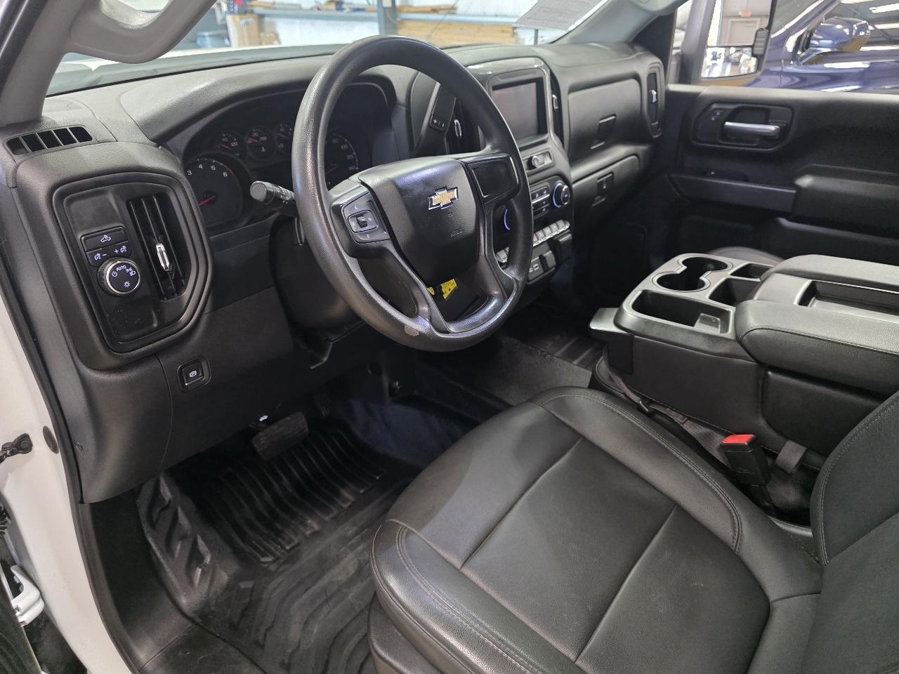 Chevrolet Silverado 2500HD 2WD Crew Cab 159" Work Truck 2022