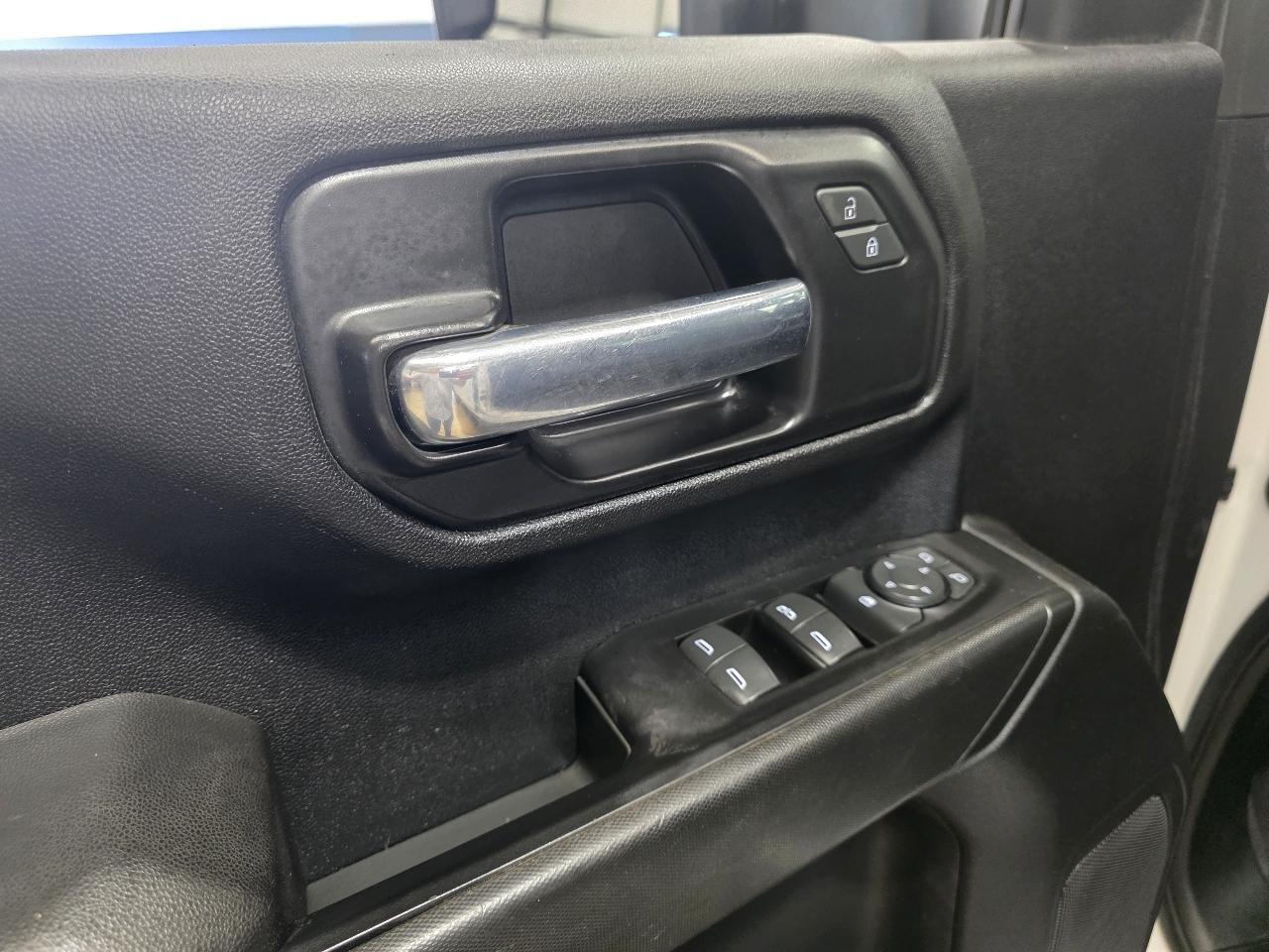 Chevrolet Silverado 2500HD 2WD Crew Cab 159" Work Truck 2022