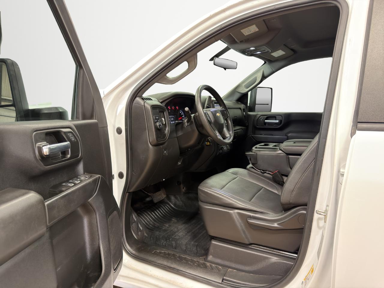 Chevrolet Silverado 2500HD 2WD Crew Cab 159" Work Truck 2022