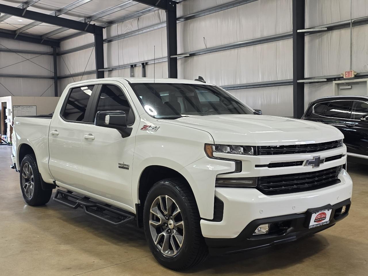 Chevrolet Silverado 1500 4WD Crew Cab 147" RST 2020