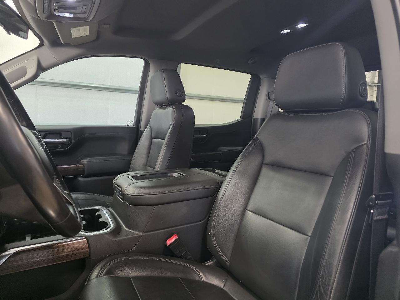 Chevrolet Silverado 1500 4WD Crew Cab 147" RST 2020