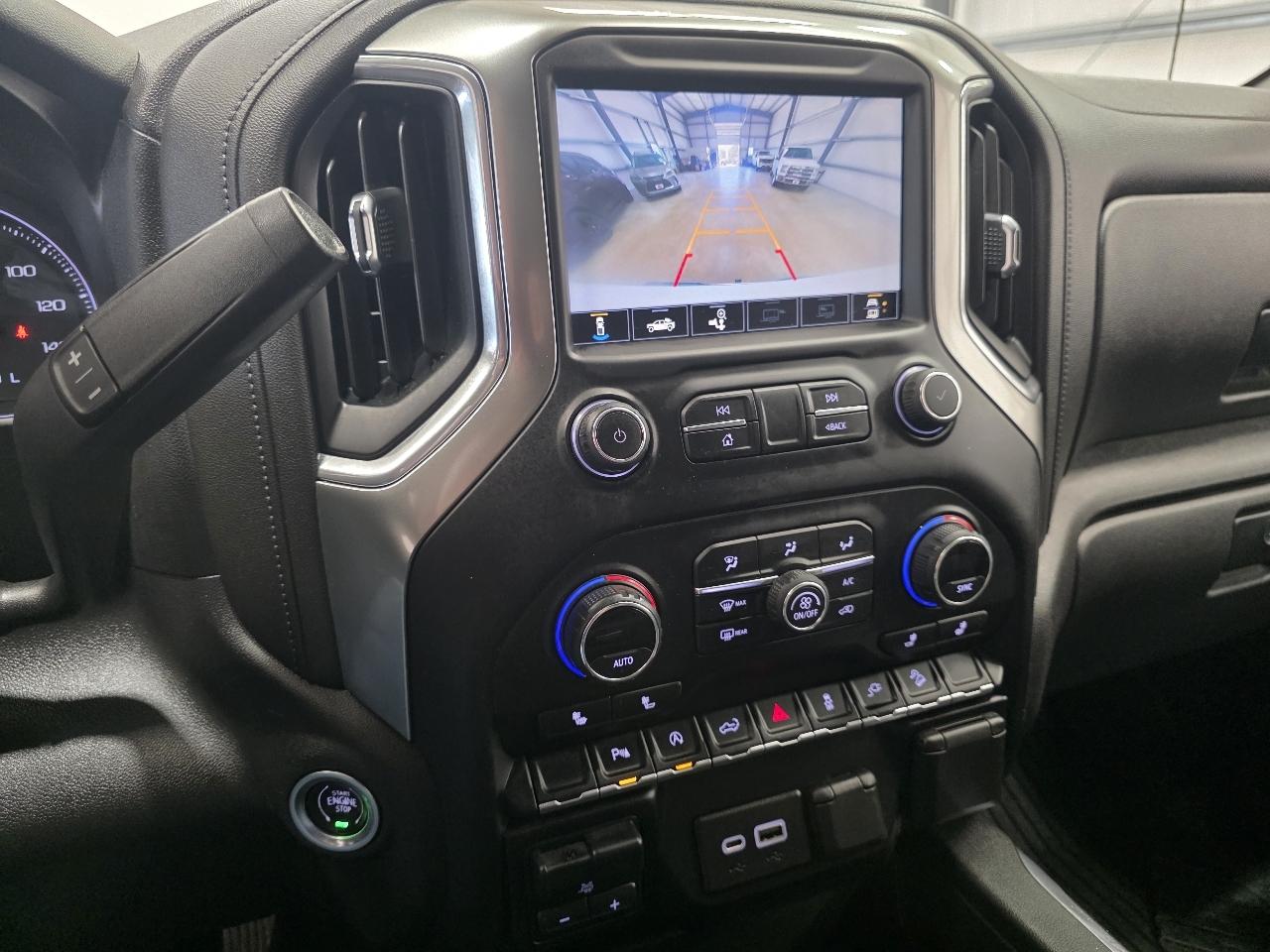 Chevrolet Silverado 1500 4WD Crew Cab 147" RST 2020